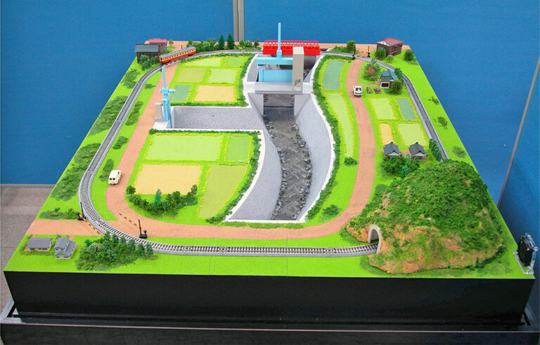 水門開閉ジオラマ