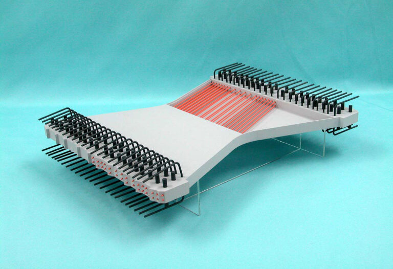 「バタフライウｴブパネル」内部構造模型