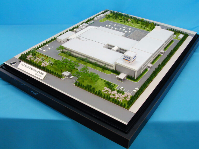 NEC埼玉工場模型